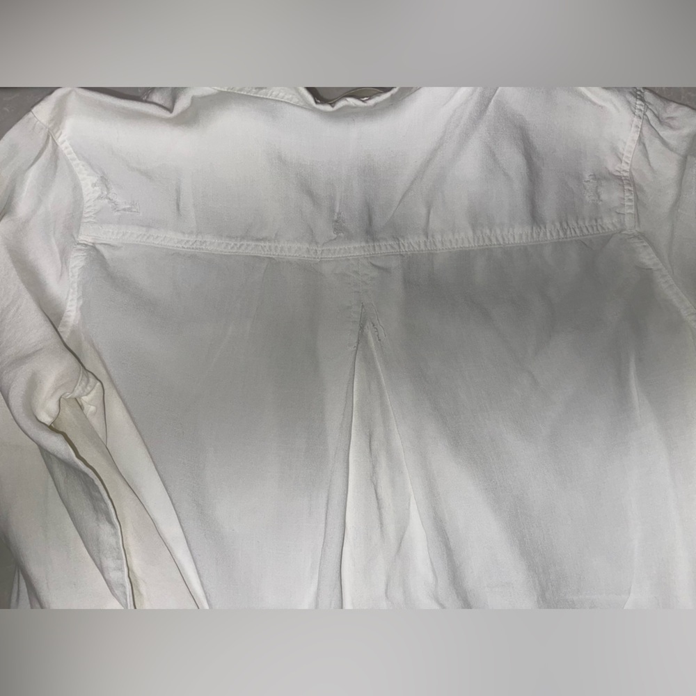Bella Dahl Ripped Shirt Tail Button Down White EUC - Picture 9 of 14